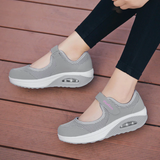 Women's Walking Shoes