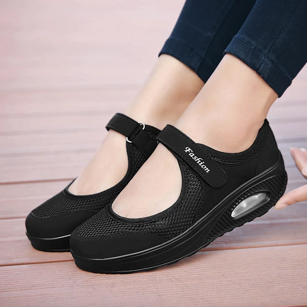 Women's Walking Shoes