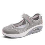 Women's Walking Shoes